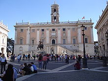 http://upload.wikimedia.org/wikipedia/commons/thumb/7/74/Palazzo_dei_Senatori_in_the_Piazza_del_Campidoglio.jpg/220px-Palazzo_dei_Senatori_in_the_Piazza_del_Campidoglio.jpg